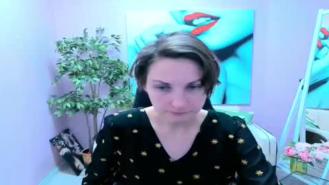 Aurora online show from February 7, 2026, 3:27 pm