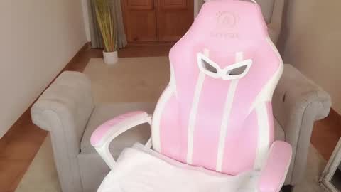 Aurora online show from March 5, 2026, 10:06 pm