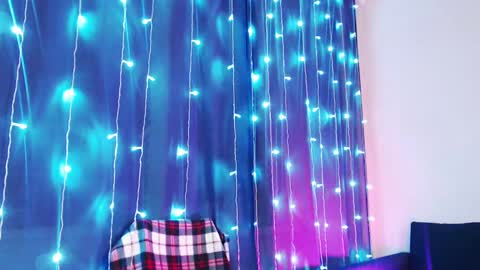 Aurora online show from March 6, 2025, 3:35 pm