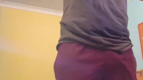 Snapshot of auslad9443 chatting on March 21, 2026, 1:21 am auslad9443 online show from March 21, 2026, 1:21 am