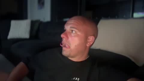 aussieboycal online show from February 8, 2025, 11:01 am