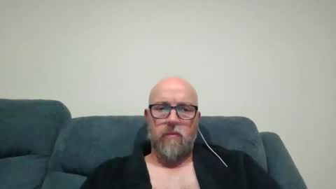 Snapshot of aussieguy73 chatting on October 25, 2025, 12:23 pm aussieguy73 online show from October 25, 2025, 12:23 pm