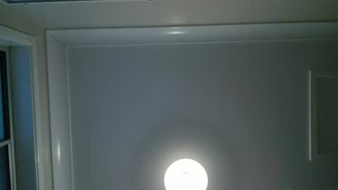 Snapshot of aussielovingxxx chatting on December 10, 2024, 5:39 am Milf4u online show from December 10, 2024, 5:39 am