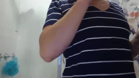 Snapshot of aussielovingxxx chatting on January 12, 2025, 8:57 am Milf4u online show from January 12, 2025, 8:57 am