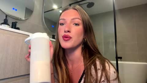 Snapshot of aussierubyrose chatting on March 28, 2026, 4:34 am Ruby online show from March 28, 2026, 4:34 am