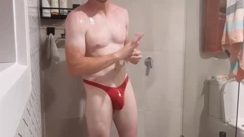 Snapshot of aussieweapon chatting on December 3, 2024, 10:28 am Nick online show from December 3, 2024, 10:28 am