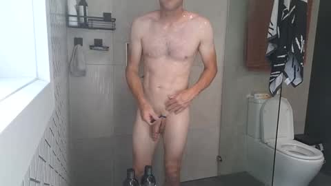 Snapshot of aussieweapon chatting on December 22, 2024, 11:20 pm Nick online show from December 22, 2024, 11:20 pm