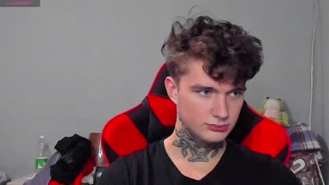 Snapshot of austen_milker chatting on January 4, 2025, 6:51 pm Austen online show from January 4, 2025, 6:51 pm