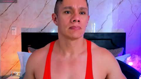 Snapshot of austin_boyjrg chatting on November 4, 2025, 6:40 pm Austin online show from November 4, 2025, 6:40 pm