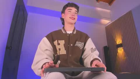 austin_rouse online show from January 5, 2026, 9:51 pm