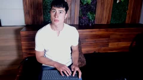 Austin  online show from January 18, 2026, 7:06 pm