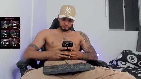 AustinTorres  online show from February 14, 2026, 2:08 am