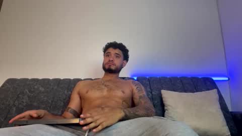 Snapshot of austintorres_ chatting on May 5, 2026, 1:02 am AustinTorres online show from May 5, 2026, 1:02 am