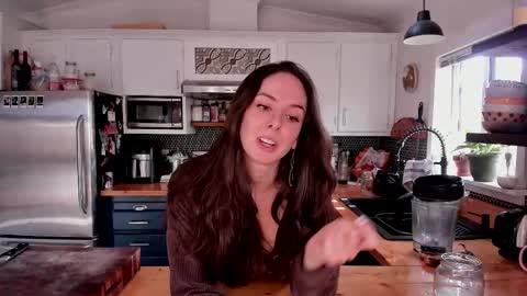 Snapshot of autumnknightly chatting on March 10, 2025, 5:18 pm Autumn Knightly online show from March 10, 2025, 5:18 pm