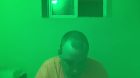 Snapshot of auz1812 chatting on August 2, 2026, 6:01 am Auz online show from August 2, 2026, 6:01 am