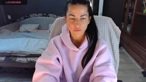 Ava online show from April 25, 2026, 11:24 am