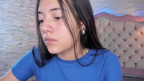 Snapshot of ava_broown chatting on January 9, 2025, 7:50 pm online show from January 9, 2025, 7:50 pm