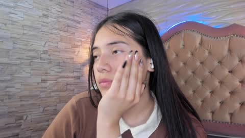 Snapshot of ava_broown chatting on January 12, 2025, 1:53 am online show from January 12, 2025, 1:53 am