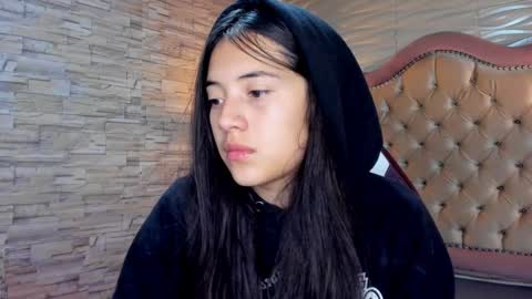 Snapshot of ava_broown chatting on January 27, 2025, 8:49 pm online show from January 27, 2025, 8:49 pm