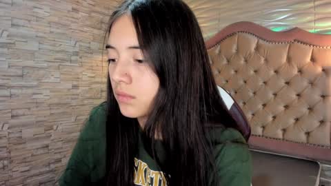 Snapshot of ava_broown chatting on February 7, 2025, 10:41 pm online show from February 7, 2025, 10:41 pm