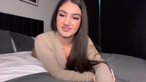 Snapshot of ava_delightt chatting on July 6, 2026, 5:15 am Ava online show from July 6, 2026, 5:15 am