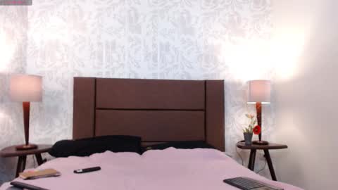 Ava  online show from December 13, 2025, 7:53 pm