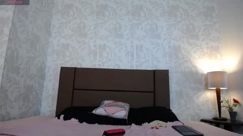 Snapshot of ava_raye chatting on May 26, 2026, 6:59 pm Ava online show from May 26, 2026, 6:59 pm