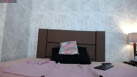 Snapshot of ava_raye chatting on May 27, 2026, 1:57 am Ava online show from May 27, 2026, 1:57 am