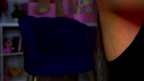 Ava online show from February 8, 2026, 8:23 pm