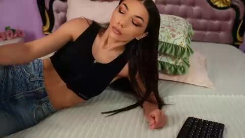 Snapshot of avaaaddams chatting on June 30, 2026, 4:46 am Pamela online show from June 30, 2026, 4:46 am