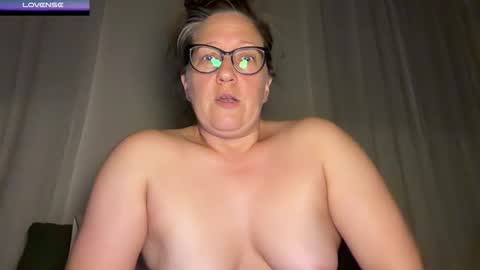 Snapshot of avabradley chatting on June 5, 2026, 5:36 am Ava . Support my channel by using my affiliate link to make your account Thanks online show from June 5, 2026, 5:36 am