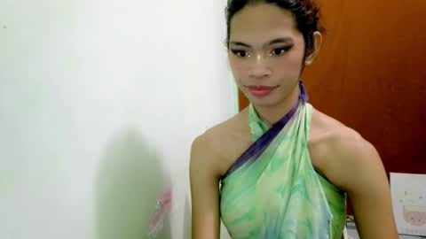 avacadaxcx online show from October 19, 2025, 9:59 pm