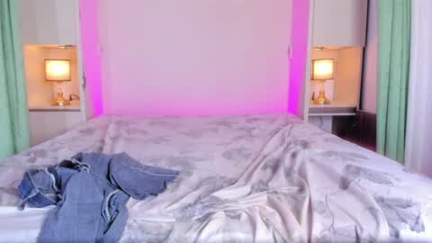 Snapshot of avajamess_ chatting on June 14, 2026, 2:24 am EVA online show from June 14, 2026, 2:24 am