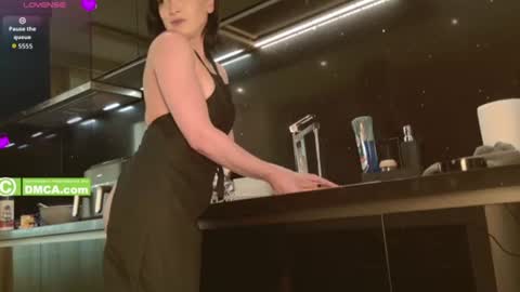 Snapshot of avaluna22 chatting on July 3, 2026, 6:53 am Ava Luna online show from July 3, 2026, 6:53 am