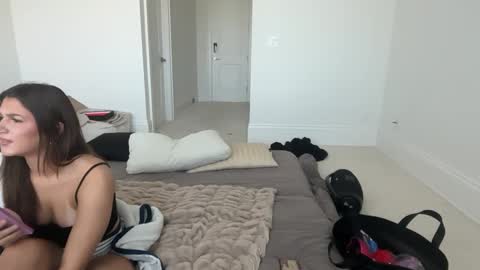 Snapshot of avaowenss chatting on September 24, 2025, 7:39 pm avaowenss online show from September 24, 2025, 7:39 pm