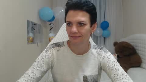 Snapshot of avasaturnian chatting on September 24, 2025, 7:01 am avasaturnian online show from September 24, 2025, 7:01 am