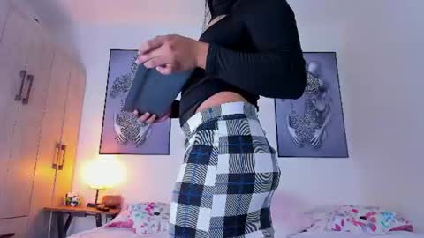 Snapshot of avavega_1 chatting on June 10, 2026, 9:41 am Avavega 1 online show from June 10, 2026, 9:41 am