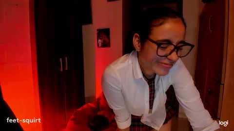 Snapshot of ave_fenix69 chatting on May 18, 2026, 4:07 am Valery -- online show from May 18, 2026, 4:07 am