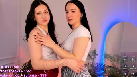 Snapshot of avelyne_ chatting on October 17, 2025, 2:08 pm Avelyne online show from October 17, 2025, 2:08 pm