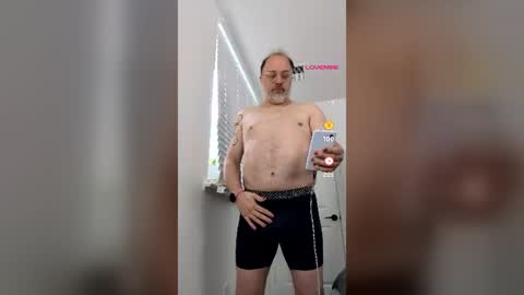 Snapshot of averagegreg chatting on July 9, 2026, 11:47 am Greg online show from July 9, 2026, 11:47 am