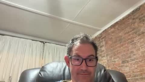 averageguy43m online show from June 15, 2026, 7:05 pm