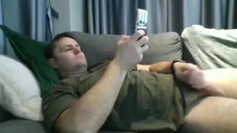 averagejoe2025 online show from November 24, 2025, 1:05 am