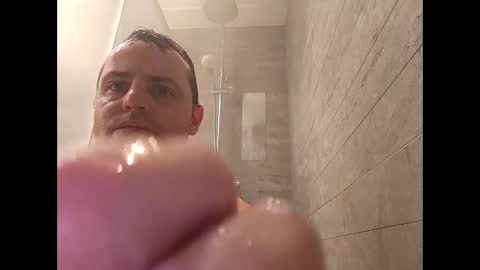 averagejoe2025 online show from May 26, 2026, 2:07 am