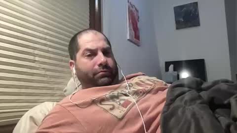 averagejoe345977 online show from February 17, 2026, 2:52 am