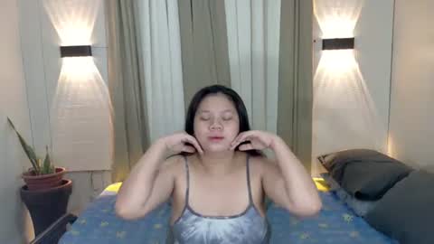 avery_7 online show from October 23, 2025, 2:55 am