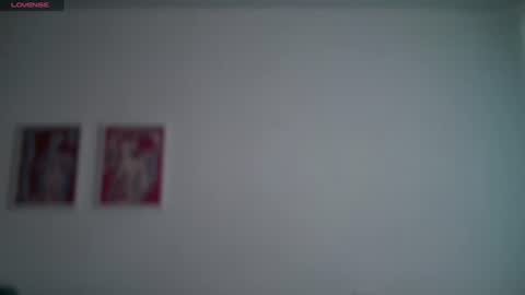 Snapshot of avery_wilson chatting on June 25, 2026, 3:17 am Avery online show from June 25, 2026, 3:17 am