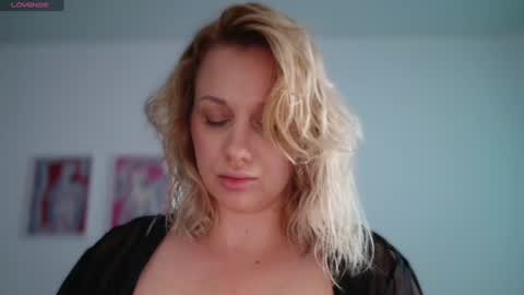 Snapshot of avery_wilson chatting on June 29, 2026, 3:13 am Avery online show from June 29, 2026, 3:13 am