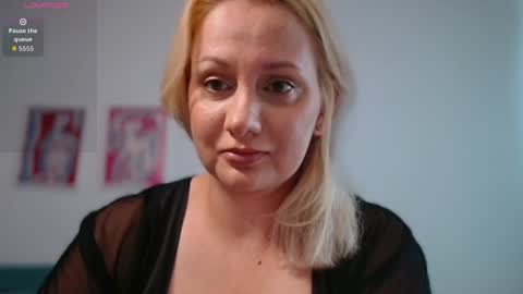 Snapshot of avery_wilson chatting on July 29, 2026, 3:37 am Avery online show from July 29, 2026, 3:37 am