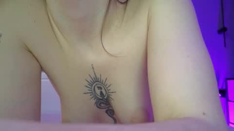 avgustina_love online show from May 2, 2026, 12:21 pm