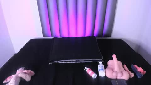 Snapshot of avi_winklar chatting on September 10, 2025, 11:54 am Avi Winklar online show from September 10, 2025, 11:54 am